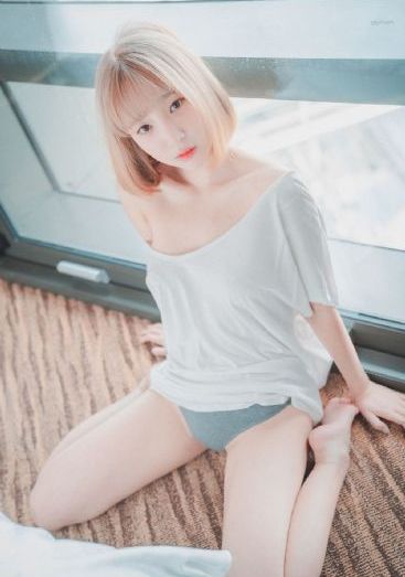 av电影手机在线播放_720迅雷电影在线